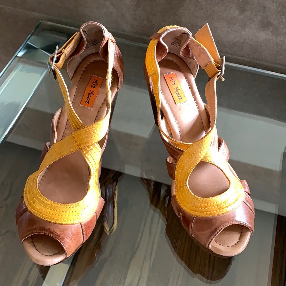 NWOT Mix Mooz shoes size 7